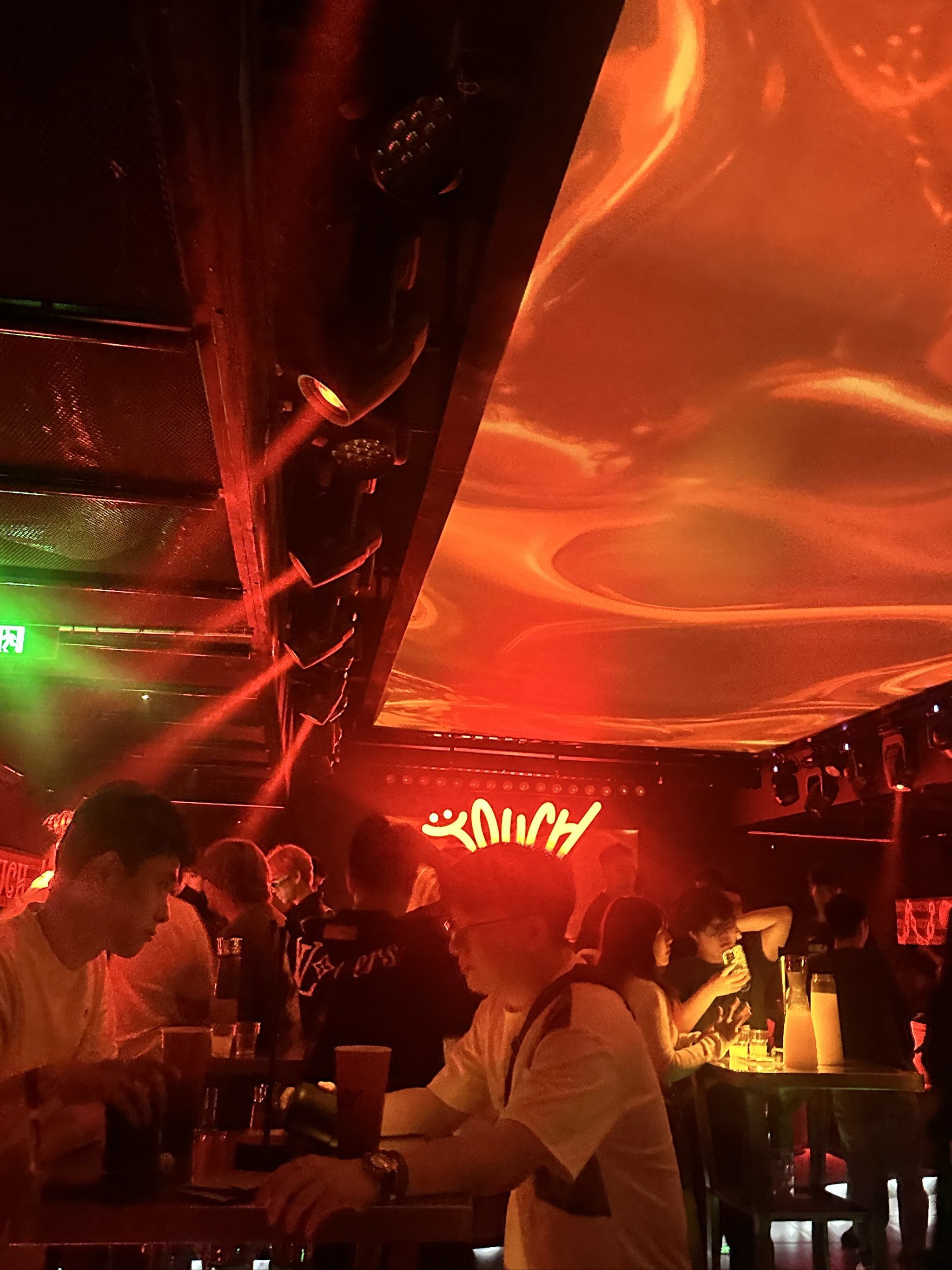 南充商务ktv划算吗性价比分析-阆中市ktv预订